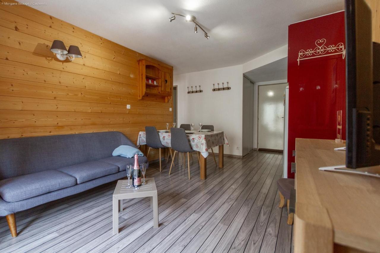 Appartement Centre Ville Parking Balcon Et Wi Fi 科特雷 外观 照片