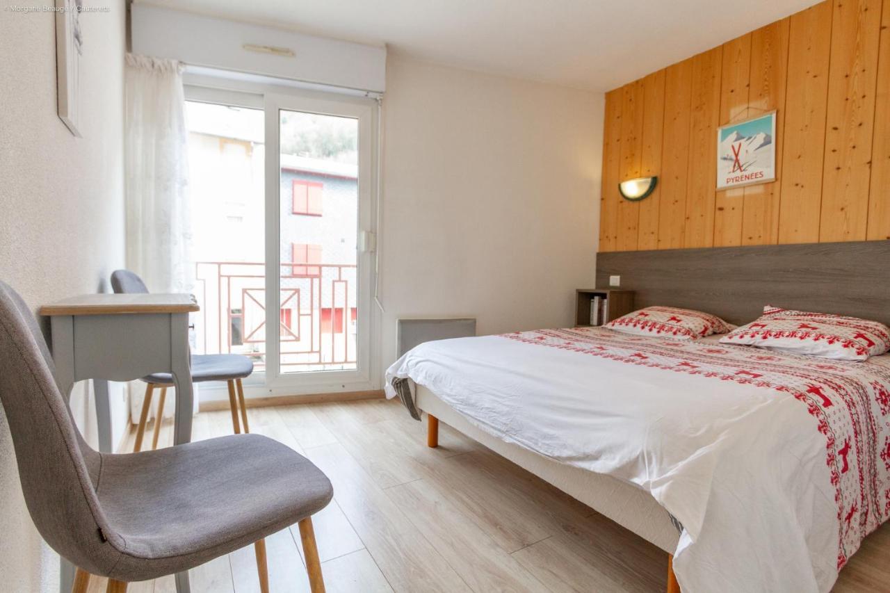 Appartement Centre Ville Parking Balcon Et Wi Fi 科特雷 外观 照片