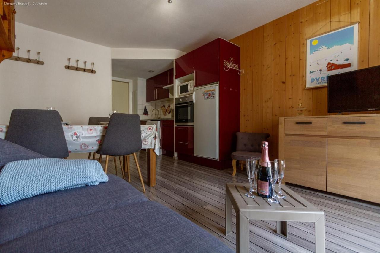 Appartement Centre Ville Parking Balcon Et Wi Fi 科特雷 外观 照片